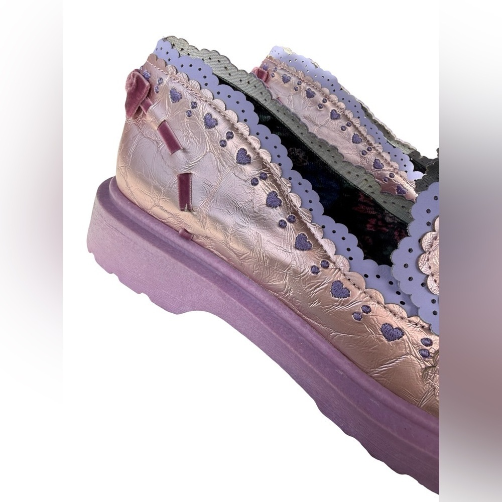 Irregular Choice Pink Metallic Bow Loafers Lavender Scallop Trim US 12 NWOT - Picture 10 of 14